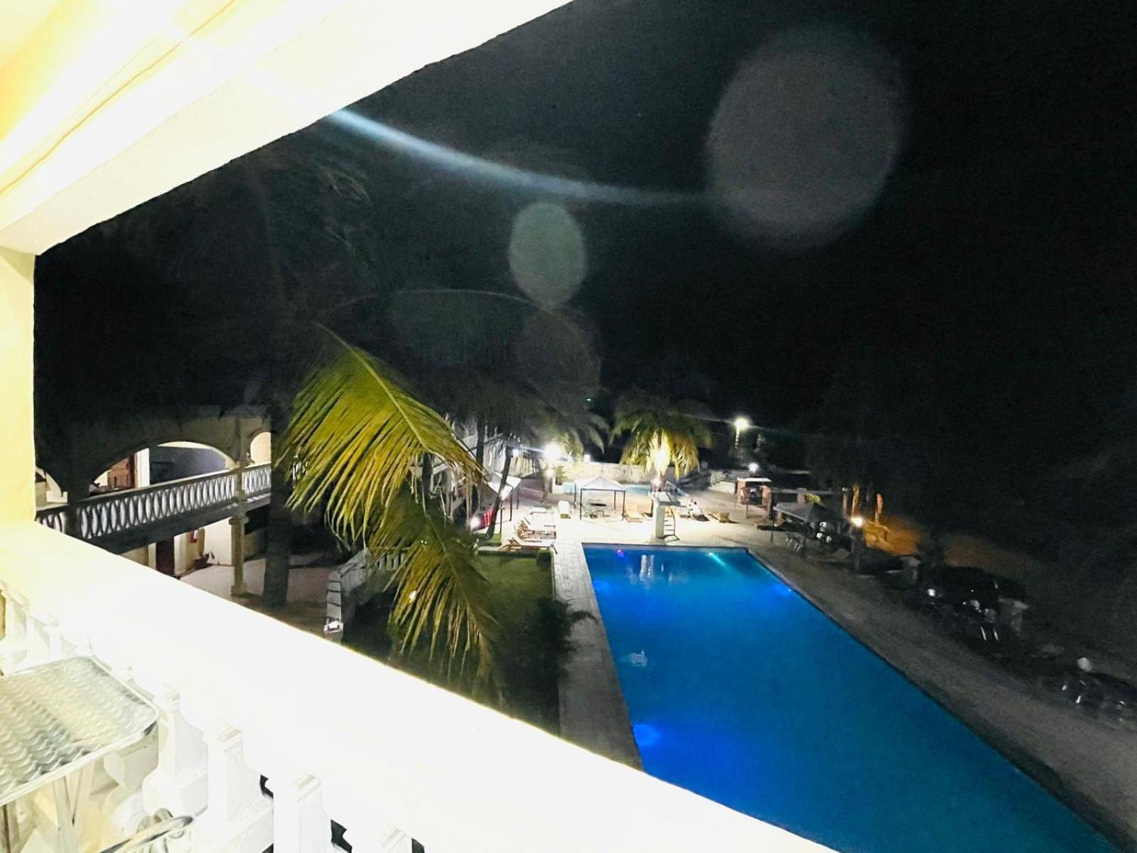 New Park Resort Mahajanga Exteriér fotografie